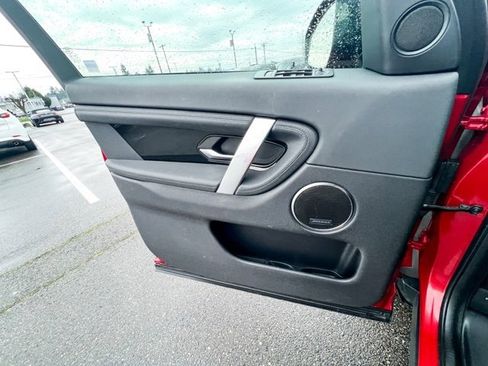 Used 2022 Land Rover Discovery Sport S image 14