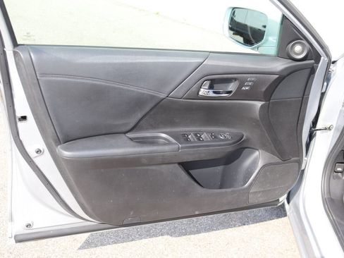Used 2013 Honda Accord EX-L image 29