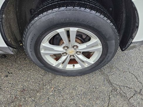 Used 2011 Chevrolet Equinox LT w/ Driver Convenience Package image 13