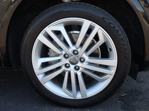 Used 2018 Audi Q5 2.0T Premium Plus w/ Premium Plus Package AWD/4WD image 45