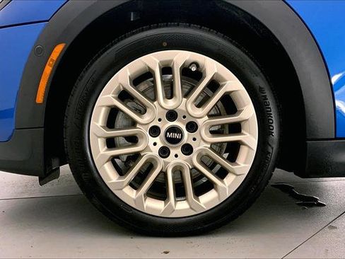 Certified 2025 MINI Cooper S image 8