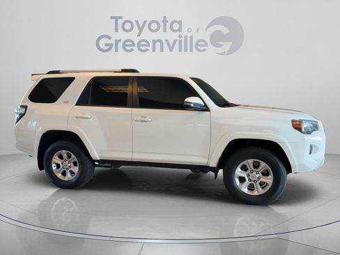 Used 2021 Toyota 4Runner SR5 Premium w/ Moonroof Package AWD/4WD image 7