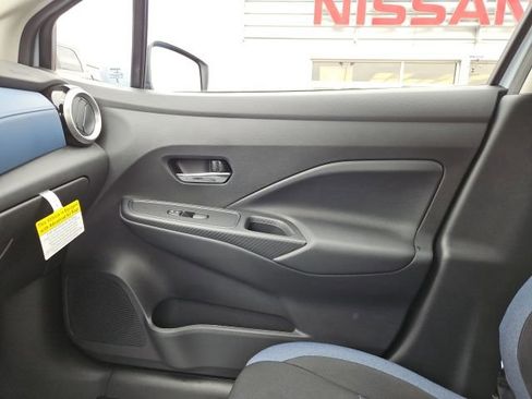New 2025 Nissan Versa SV w/ Trunk Package FWD image 36