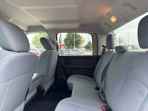 Used 2016 RAM 2500 Tradesman w/ Chrome Appearance Group AWD/4WD image 16
