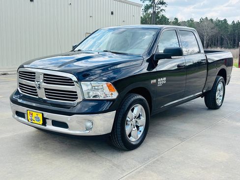 Used 2019 RAM 1500 Big Horn image 1