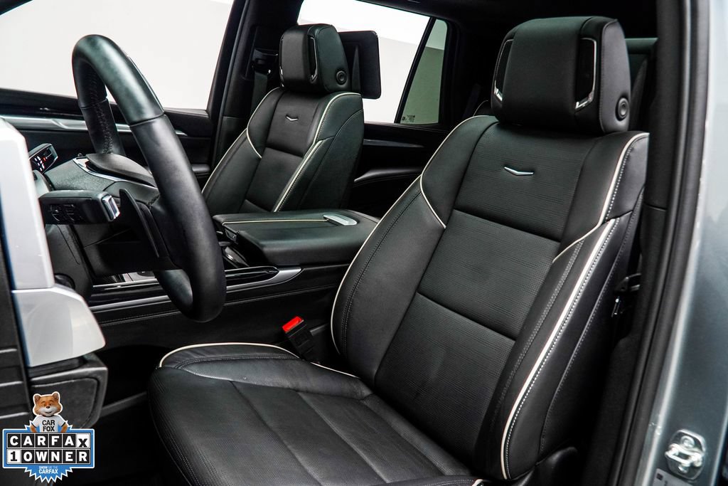 Used 2025 Cadillac Escalade Sport w/ Touring Package AWD/4WD image 41