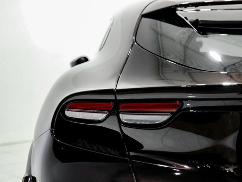 Used 2024 Ferrari Purosangue image 46