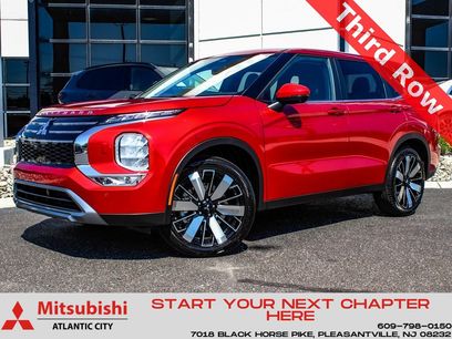 New 2025 Mitsubishi Outlander SE