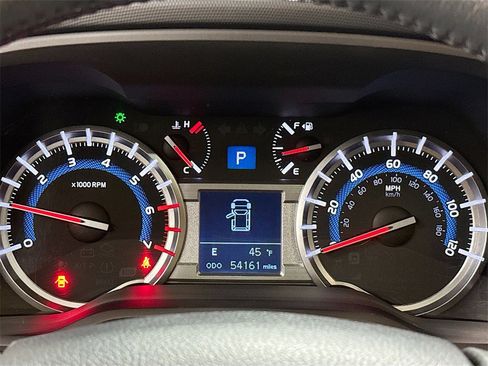 Used 2018 Toyota 4Runner Limited image 14