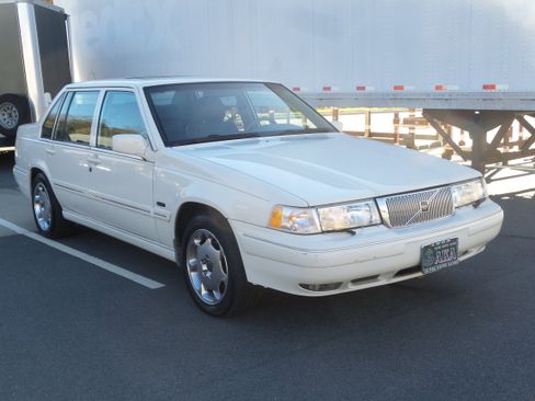 Used 1997 Volvo 960 Sedan image 74