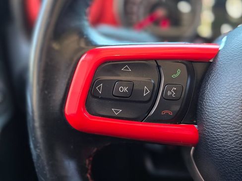 Used 2021 Jeep Wrangler Unlimited Rubicon AWD/4WD image 34