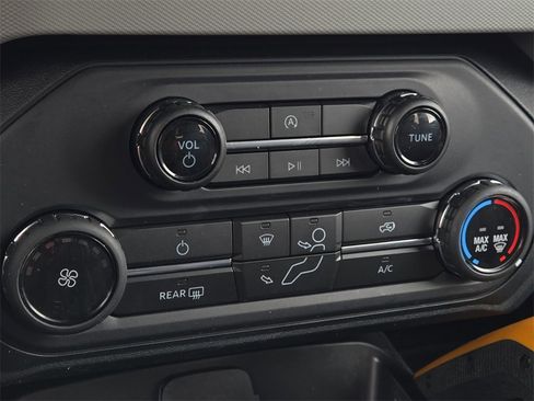 Used 2022 Ford Bronco Badlands w/ Sasquatch Package image 15