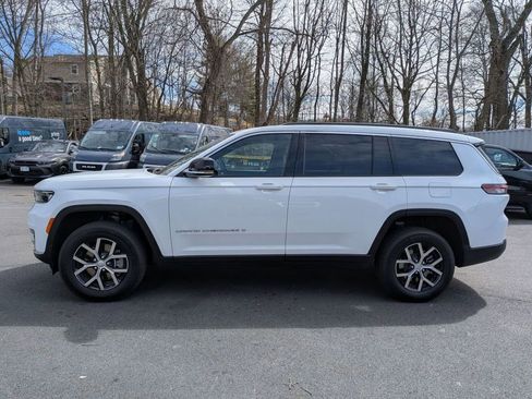 New 2025 Jeep Grand Cherokee L Limited image 6