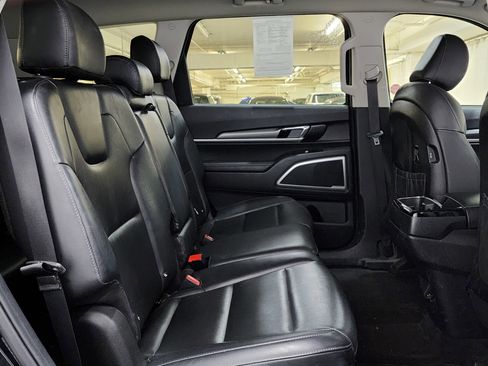 Used 2020 Kia Telluride LX image 20