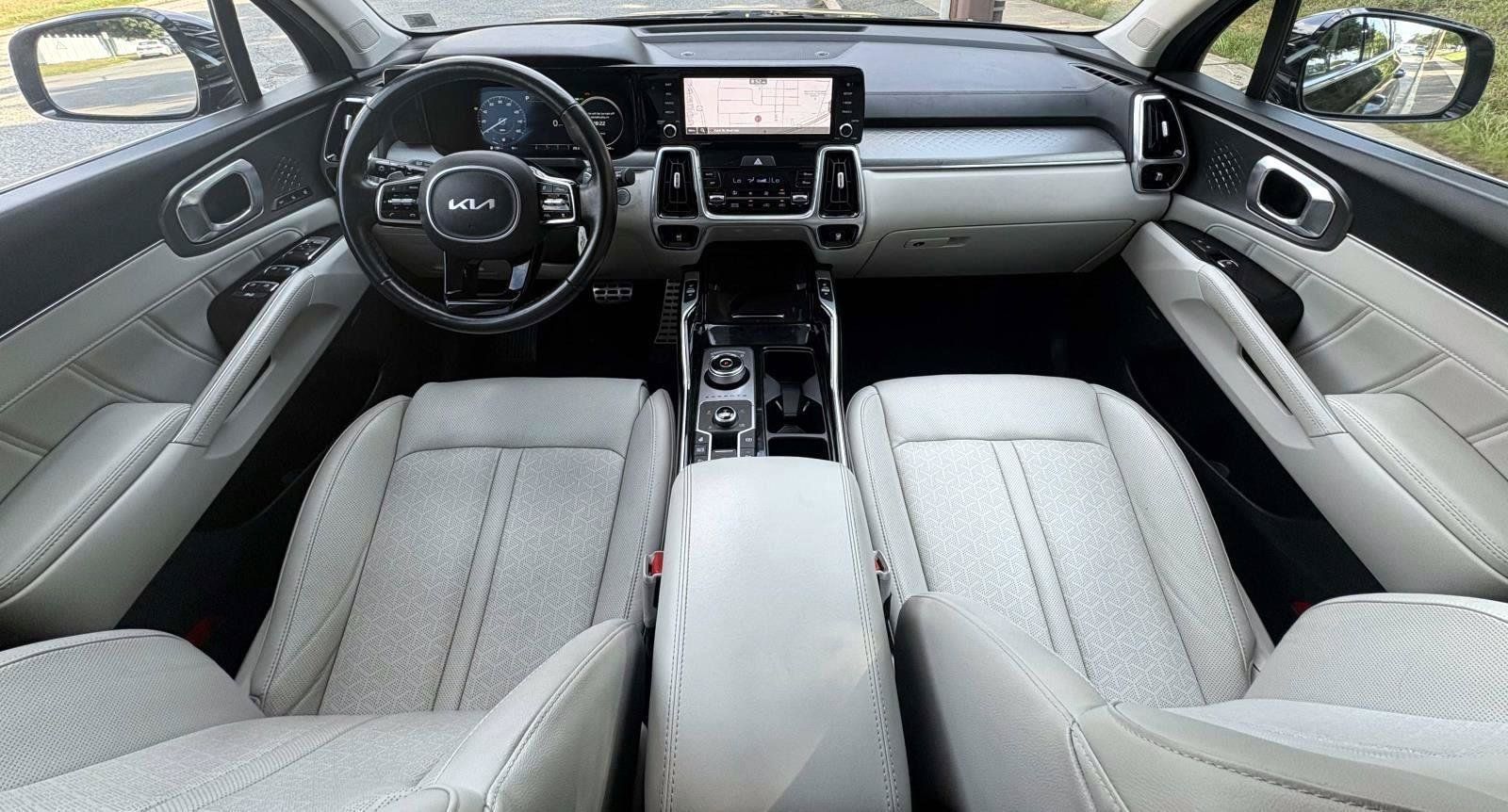 Certified 2023 Kia Sorento SX Prestige AWD/4WD image 19