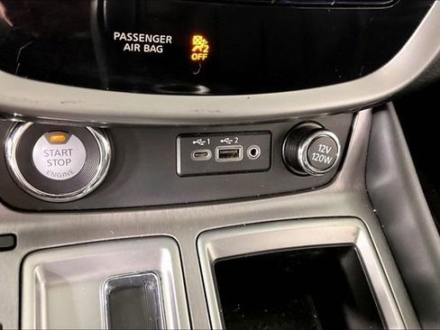 Used 2020 Nissan Murano SV w/ Premium Package image 15