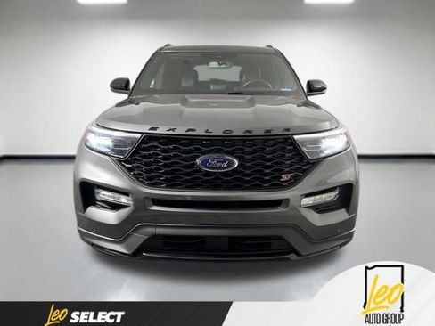 Used 2023 Ford Explorer ST w/ Equipment Group 401A AWD/4WD image 2