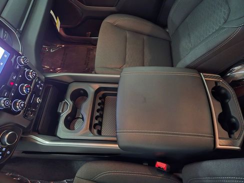 New 2025 RAM 1500 Big Horn AWD/4WD image 17