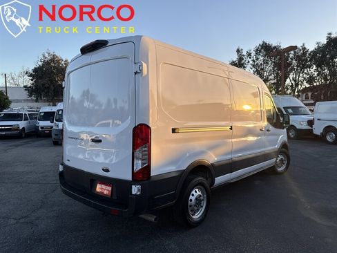 Used 2023 Ford Transit 250 Medium Roof AWD w/ Load Area Protection Package image 10