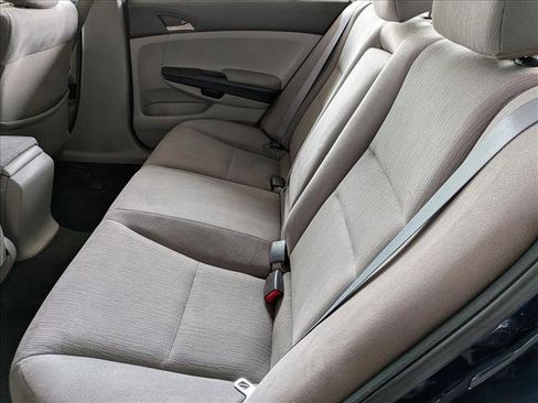 Used 2011 Honda Accord LX image 17