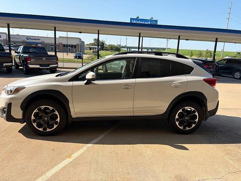 Used 2023 Subaru Crosstrek 2.0i Premium AWD/4WD image 4