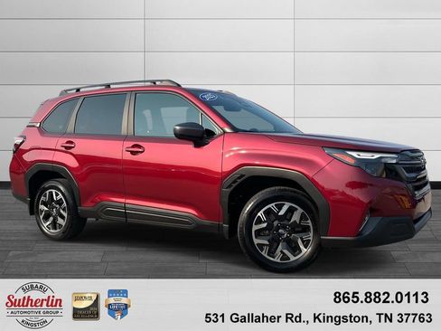 Certified 2025 Subaru Forester Premium AWD/4WD image 1
