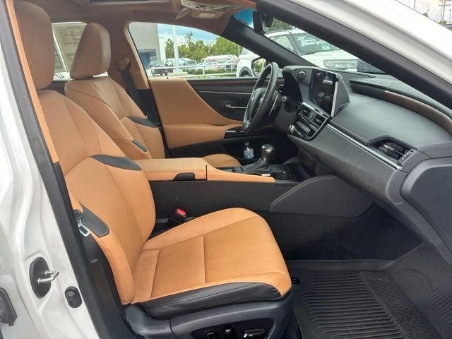 Used 2024 Lexus ES 350 w/ Premium Package FWD image 28