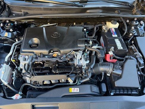 Used 2018 Toyota Camry SE FWD image 78