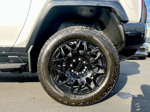 New 2025 GMC Hummer EV 2X AWD/4WD image 27