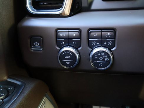 Certified 2023 GMC Sierra 1500 Denali w/ Denali Reserve Package image 39