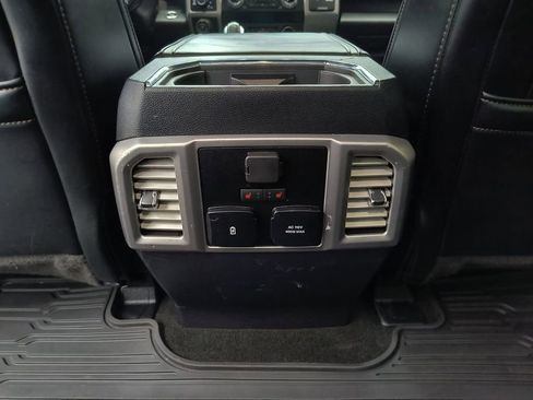 Used 2019 Ford F150 Platinum w/ Equipment Group 701A Luxury AWD/4WD image 21