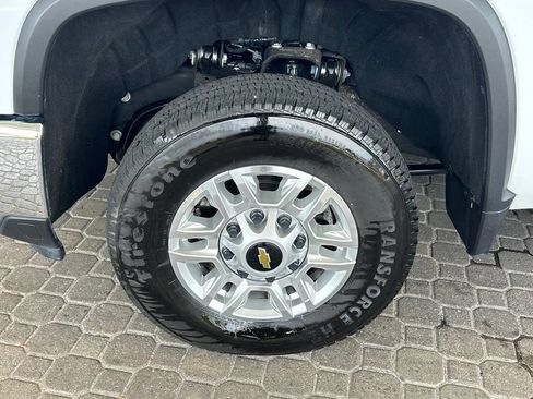 Used 2025 Chevrolet Silverado 2500 LT w/ Convenience Package AWD/4WD image 20