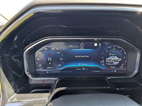 Used 2023 Chevrolet Silverado 1500 LT w/ Convenience Package II AWD/4WD image 15