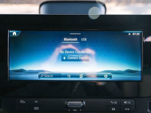 Used 2025 Mercedes-Benz Sprinter 2500 image 20