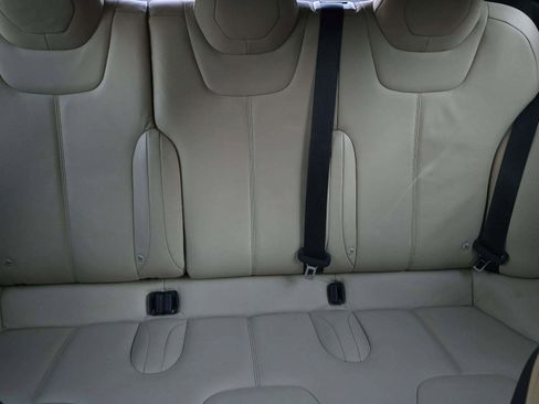 Used 2016 Tesla Model S 75 image 29