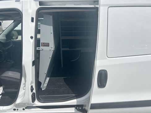 Used 2021 RAM ProMaster City Tradesman SLT FWD image 23
