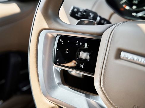 Used 2024 Land Rover Range Rover Long Wheelbase SE image 58