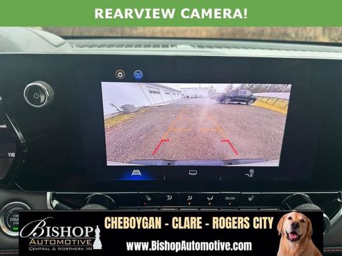 Used 2024 Chevrolet Colorado Z71 w/ Z71 Convenience Package 2 AWD/4WD image 12