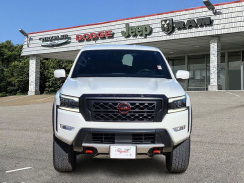 Used 2024 Nissan Frontier PRO-4X w/ Off-Road Protection Package image 5