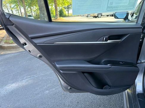 Used 2025 Toyota Camry SE w/ Convenience Package FWD image 21