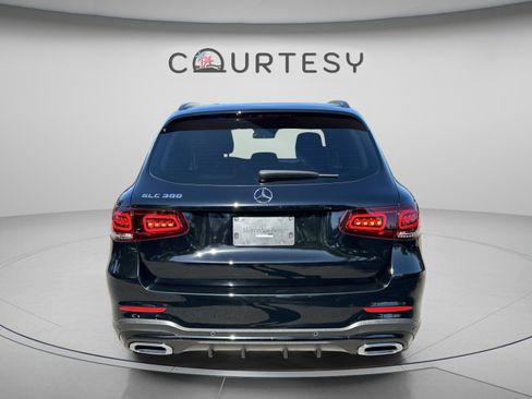 Used 2022 Mercedes-Benz GLC 300 image 6