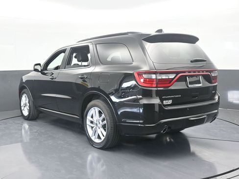 Used 2023 Dodge Durango GT image 4