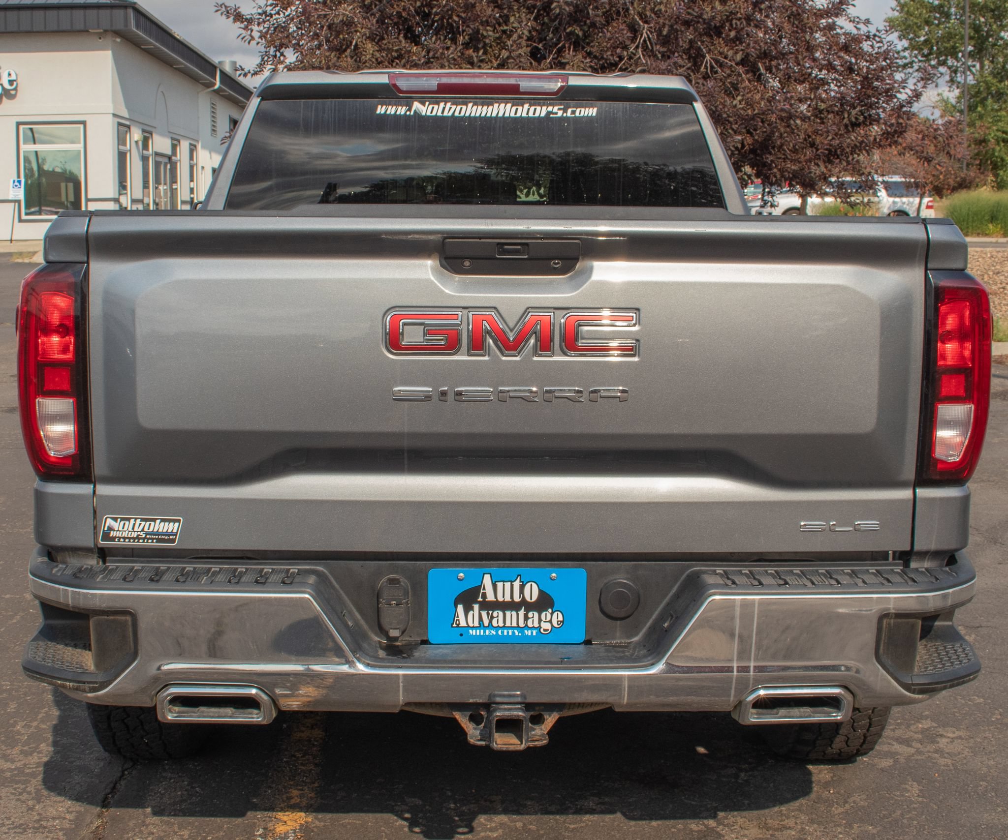 Used 2021 GMC Sierra 1500 SLE w/ X31 Off-Road Package AWD/4WD image 8