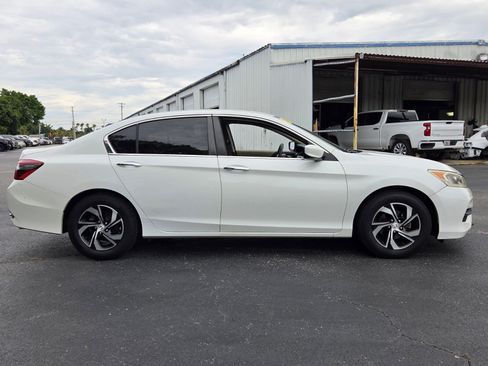 Used 2017 Honda Accord LX image 6
