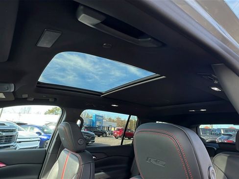 New 2026 Chevrolet Traverse RS image 15