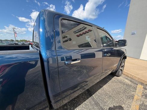 Used 2022 RAM 1500 Laramie AWD/4WD image 39