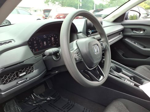 Used 2024 Honda Accord EX image 15