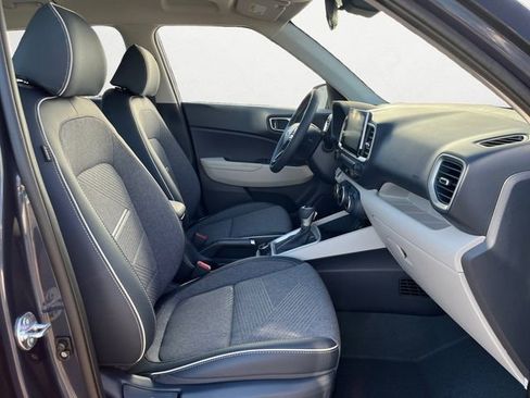 New 2026 Hyundai Venue SEL FWD image 15