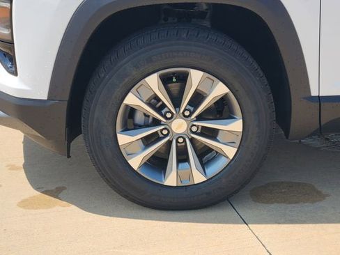 New 2026 Chevrolet Equinox LT w/ Safety and Technology Package FWD image 10