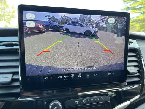 Used 2024 Ford Transit 350 XLT image 11